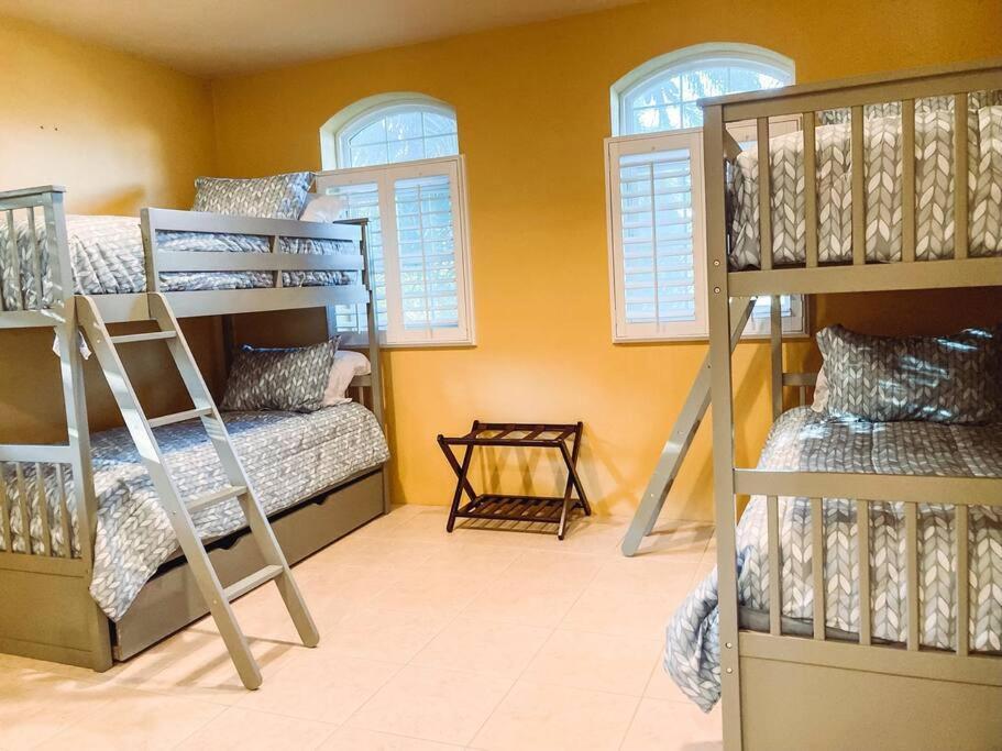 Large Mediterranean Oasis - Water Views & Pool Clearwater Beach Exterior foto